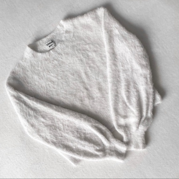 Sunday Best Kitten Sweater - Picture 5 of 12